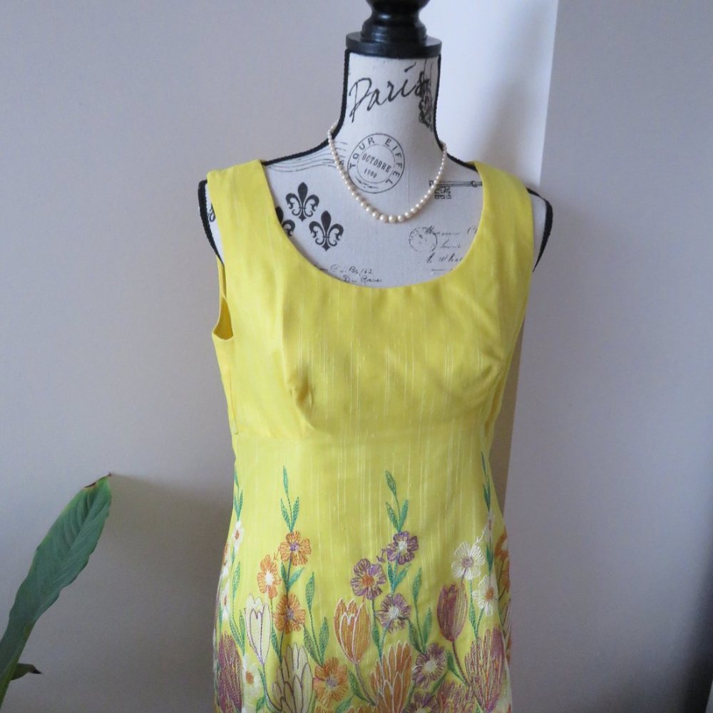 Vintage 1970sBetty Barclay Trevira Cotton Sheer Floral Summer Dress
